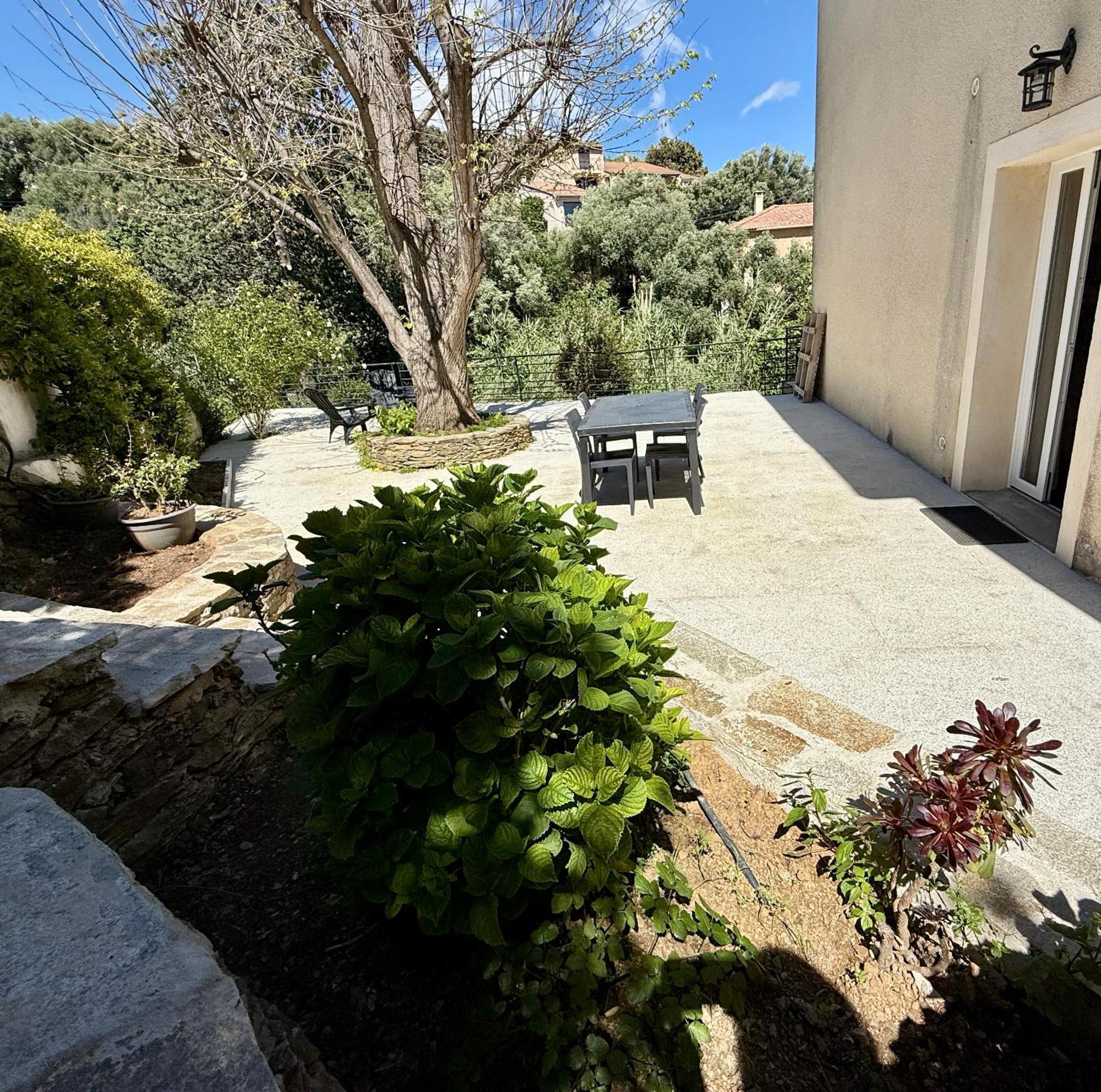 A Casa Corbaia Appartement 40 M2, Jardin Prive, Parking, Proche Centre Ville Et Mer Apartment 40 M2, Private Garden Parking Near Town Center And Sea Port And Airport Bastia  Exteriér fotografie